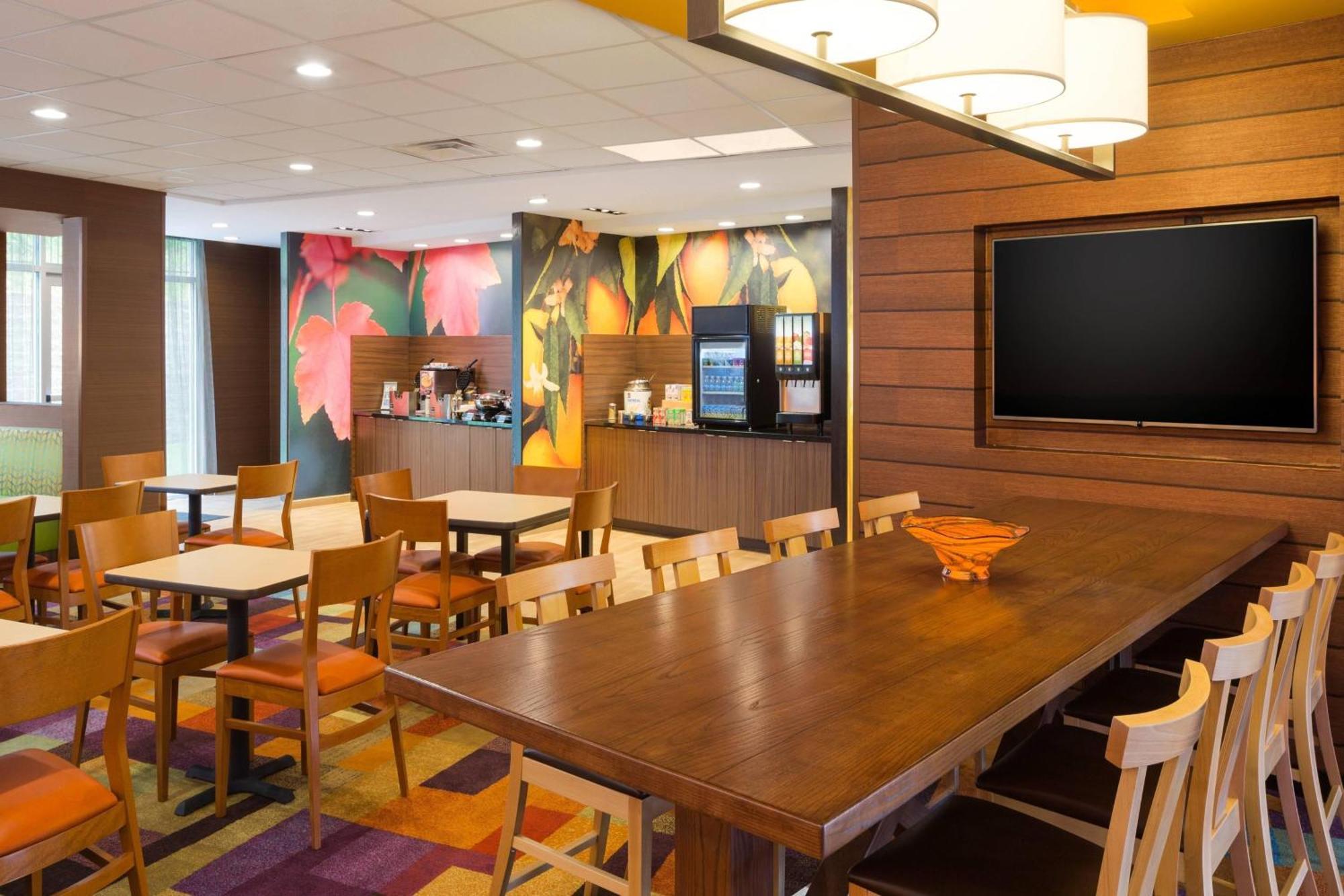 Fairfield Inn & Suites By Marriott Athens Ngoại thất bức ảnh
