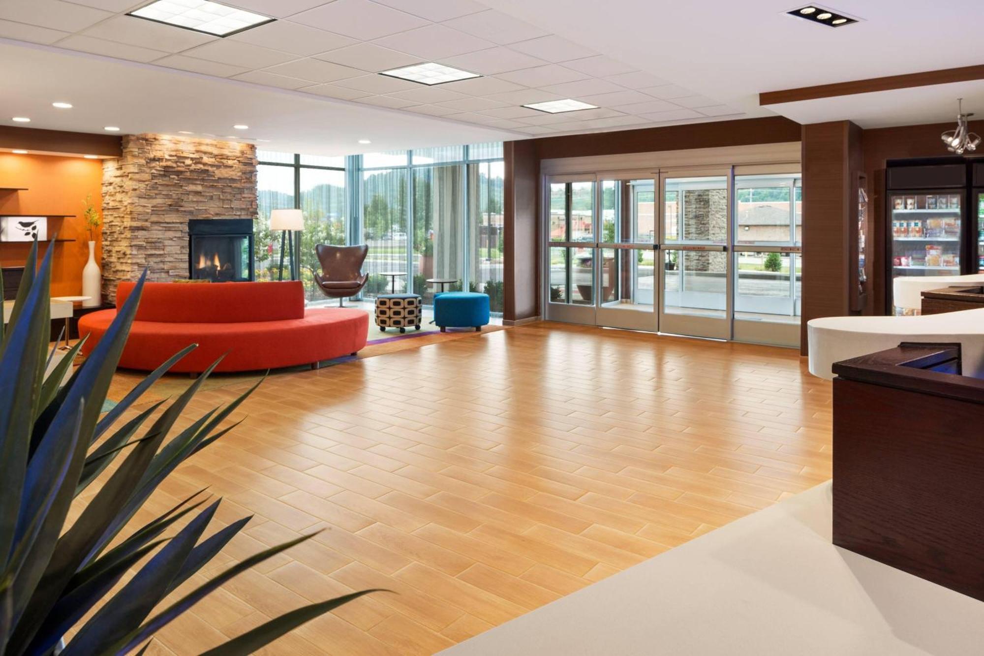 Fairfield Inn & Suites By Marriott Athens Ngoại thất bức ảnh